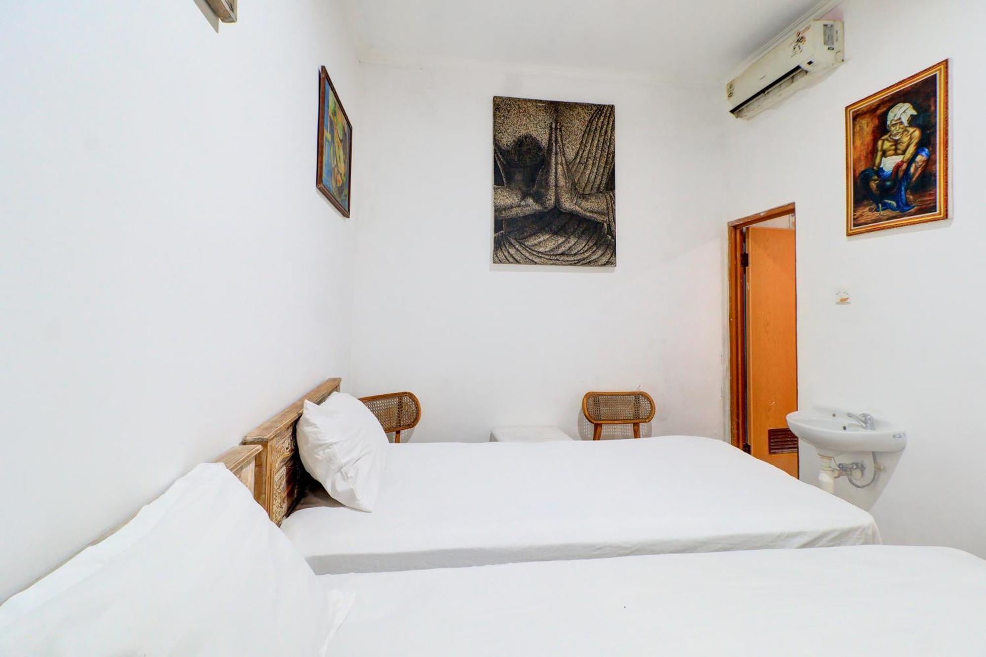Oyo 90363 Nira Bali Sanur (Bali)