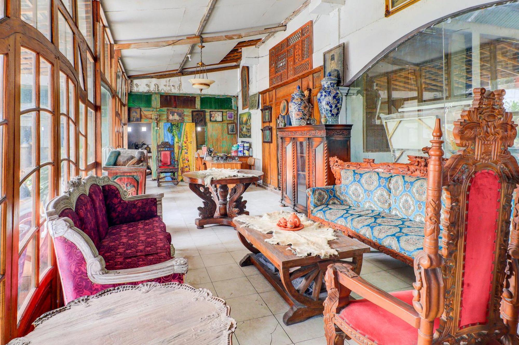 Oyo 90363 Nira Bali Hotel Sanur (Bali)